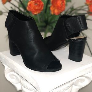 City Classified Heels